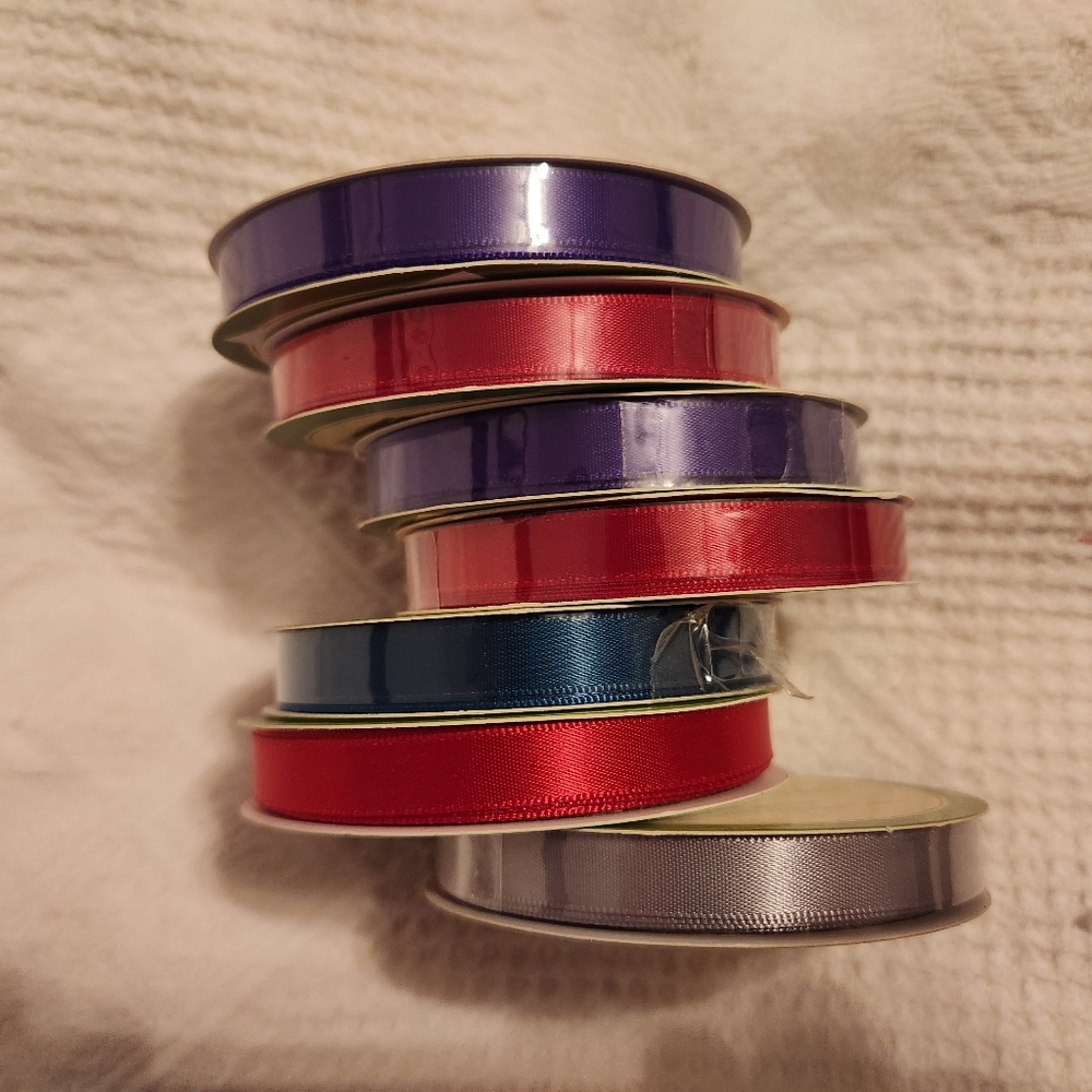 Holiday Assorted Satin Ribbons - Picture 1 of 2